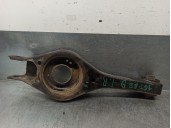 Recambio de brazo suspension inferior trasero derecho para hyundai i30 1.4 cat referencia OEM IAM 552102H100  