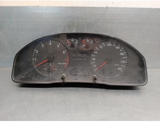 Recambio de cuadro instrumentos para audi a4 berlina (b5) 1.8 20v turbo referencia OEM IAM 8D0919861C 110008884002 VDO