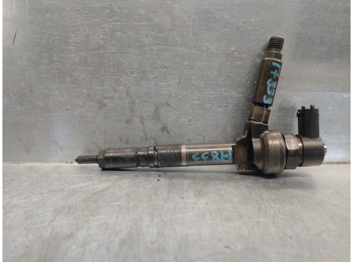 Recambio de inyector para opel astra h berlina 1.7 16v cdti cat (z 17 dtl / lrb) referencia OEM IAM 0445110174 0445110174 BOSCH