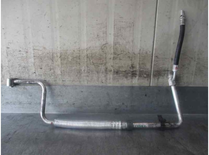 Recambio de tubos aire acondicionado para saab 900 berlina 2.0 cat referencia OEM IAM 4230496  