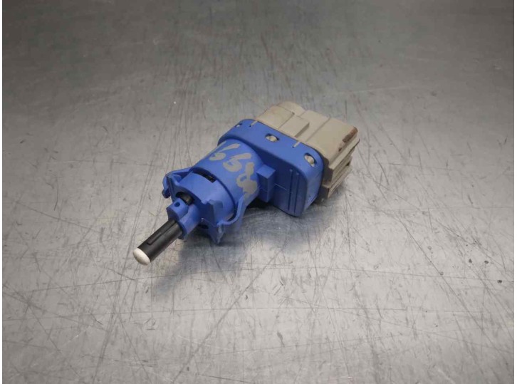 Recambio de interruptor para ford fiesta vii (hj, hf) 1.0 ecoboost mhev referencia OEM IAM 8T4T9G854AA 