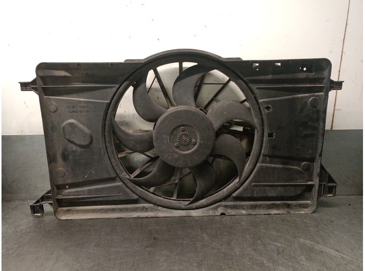 Recambio de electroventilador para volvo v50 familiar 2.0 d kinetic referencia OEM IAM 3M5H8C607UC 31261987 0130303939 BOSCH