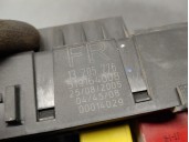 Recambio de caja reles / fusibles para opel vectra c berlina 1.8 16v cat (z 18 xe / 2h9) referencia OEM IAM 13205776 519164008 