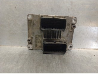 Recambio de centralita motor uce para alfa romeo 166 2.0 16v cat referencia OEM IAM 0261206713 00735018230 