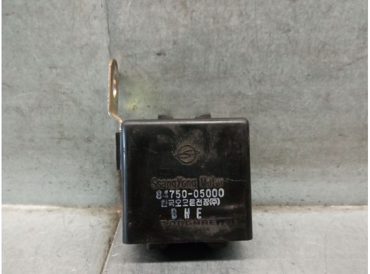 Recambio de rele para ssangyong actyon 2.0 td cat referencia OEM IAM 8475005000 8475005000 