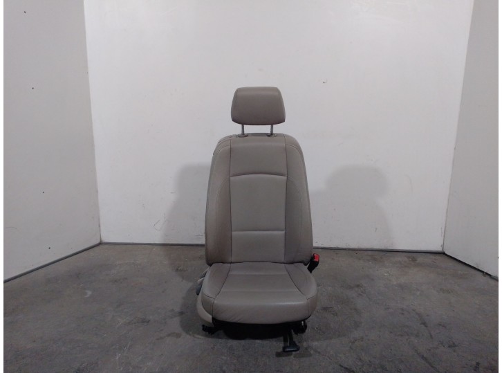 Recambio de asiento delantero derecho para bmw serie 1 berlina (e81/e87) 2.0 turbodiesel cat referencia OEM IAM 52107135546 5210