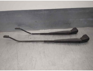 Recambio de brazo limpia delantero derecho para renault megane i coach/coupe (da0) 1.6 referencia OEM IAM 7700834428 7700838427 