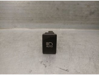 Recambio de interruptor para toyota yaris (_p13_) 1.5 hybrid (nhp130_) referencia OEM IAM 15E044  