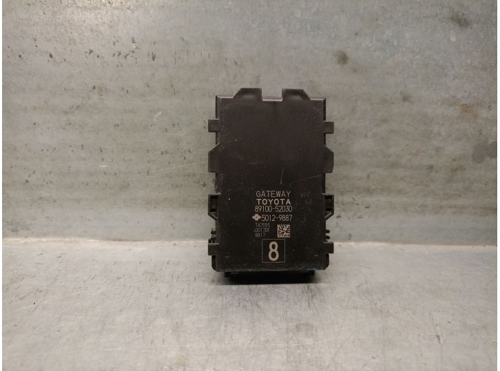Recambio de modulo electronico para toyota yaris (_p13_) 1.5 hybrid (nhp130_) referencia OEM IAM 8910052030  50129887 GATEWAY