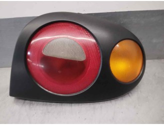 Recambio de piloto trasero derecho para renault megane i coach/coupe (da0) 1.6 referencia OEM IAM 7700830098 DE ALETA 3 PUERTAS
