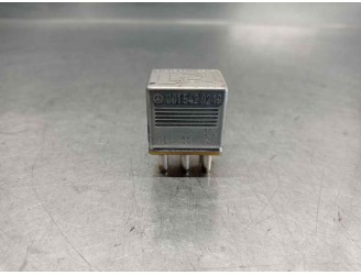 Recambio de rele para mercedes-benz clase e (w124) berlina referencia OEM IAM 0015420219 