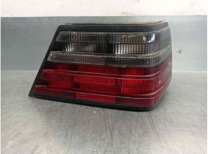 Recambio de piloto trasero derecho para mercedes-benz clase e (w124) berlina referencia OEM IAM   4 PUERTAS