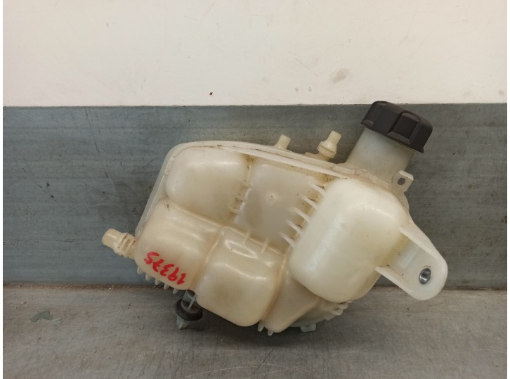 Recambio de deposito expansion para bmw serie 2 gran tourer (f46) 2.0 16v turbodiesel referencia OEM IAM 17137617362 