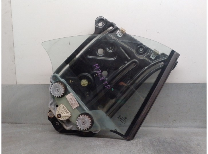 Recambio de elevalunas trasero derecho para bmw serie 1 cabrio (e88) 2.0 turbodiesel cat referencia OEM IAM 716559405 2 PUERTAS