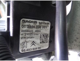 Recambio de brazo suspension inferior trasero izquierdo para volkswagen eos (1f8) 2.0 tdi referencia OEM IAM 1K0501529F  