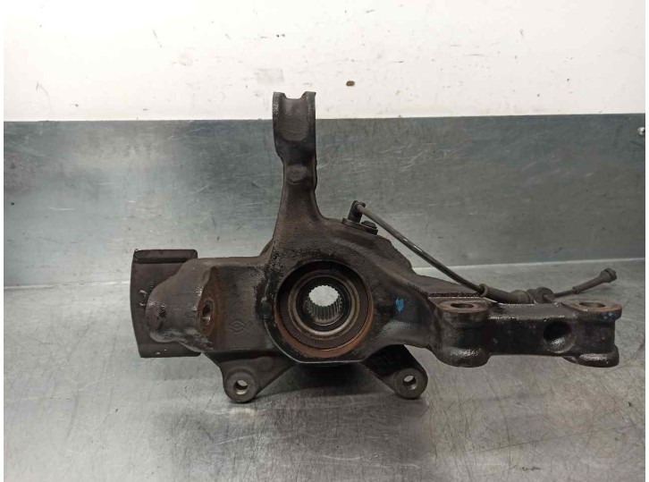 Recambio de mangueta delantera izquierda para renault laguna iii kte3/ kte30e 3.0 referencia OEM IAM 400150027R  
