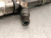 Recambio de inyector para toyota avensis berlina (t25) 2.0 turbodiesel cat referencia OEM IAM 236700G010 DENSO