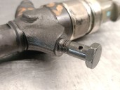 Recambio de inyector para toyota avensis berlina (t25) 2.0 turbodiesel cat referencia OEM IAM 236700G010 DENSO