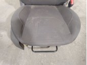 Recambio de asiento delantero derecho para ford focus iii turnier 1.5 tdci referencia OEM IAM 1703256 1703256 