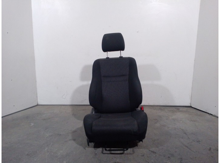 Recambio de asiento delantero derecho para toyota avensis berlina (t25) 2.0 turbodiesel cat referencia OEM IAM 7107305770B2 7107