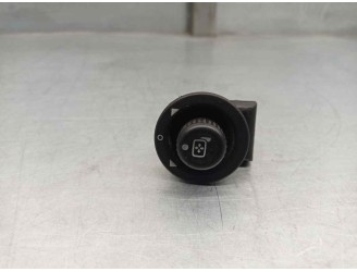 Recambio de mando retrovisor para land rover discovery 2.7 td v6 cat referencia OEM IAM YUF500010 03930351 