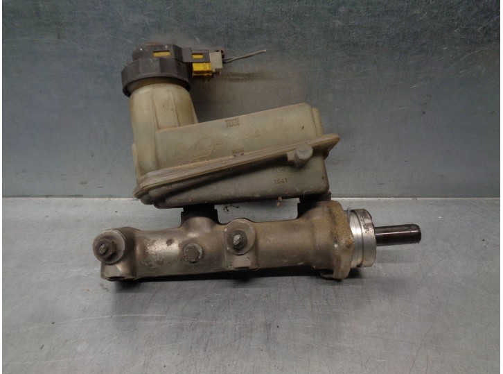Recambio de bomba freno para lancia thema 2.0 16v cat referencia OEM IAM 