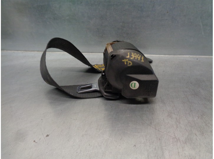 Recambio de cinturon seguridad trasero derecho para lancia thema 2.0 16v cat referencia OEM IAM   4 PUERTAS