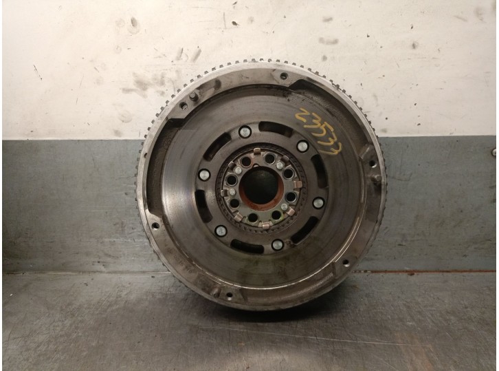 Recambio de volante motor para toyota avensis berlina (t25) 2.0 turbodiesel cat referencia OEM IAM 134500G010 134500G010 