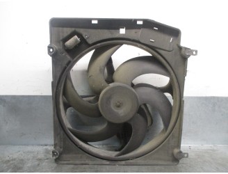 Recambio de electroventilador para lancia thema 2.0 16v cat referencia OEM IAM 0046537050 