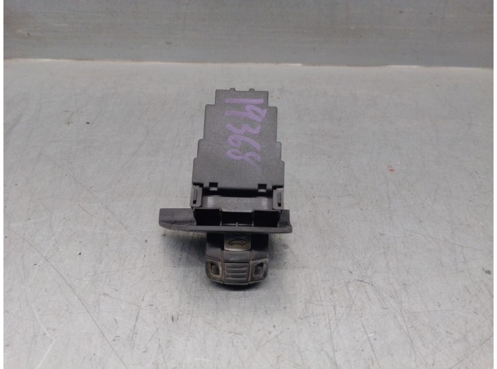 Recambio de conmutador de arranque para bmw serie 1 cabrio (e88) 2.0 turbodiesel cat referencia OEM IAM 176101424 