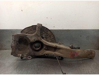 Recambio de mangueta delantera derecha para jeep commander 3.0 crd cat referencia OEM IAM 52090178AC  CESTA 42B