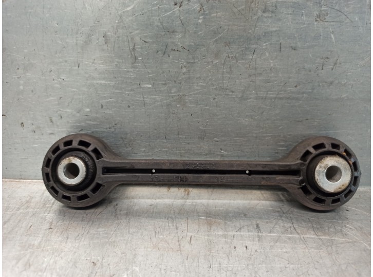 Recambio de tirante delantero izquierdo para audi a5 sportback (8t) 2.0 16v tdi referencia OEM IAM 8K0411317D 