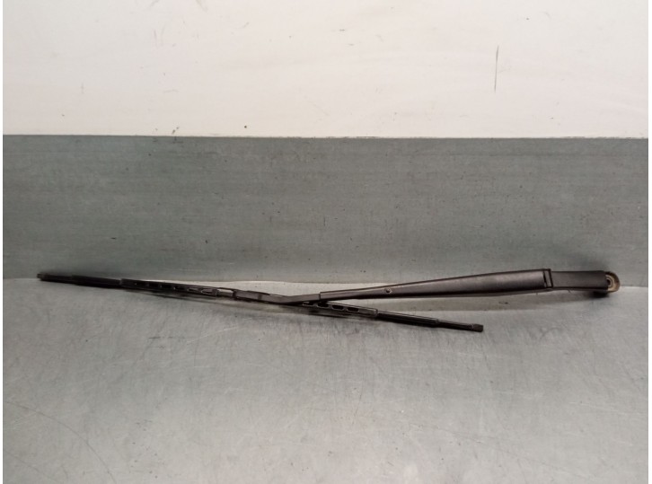 Recambio de brazo limpia trasero para ssangyong actyon 2.0 td cat referencia OEM IAM 7853031000 7853031000 