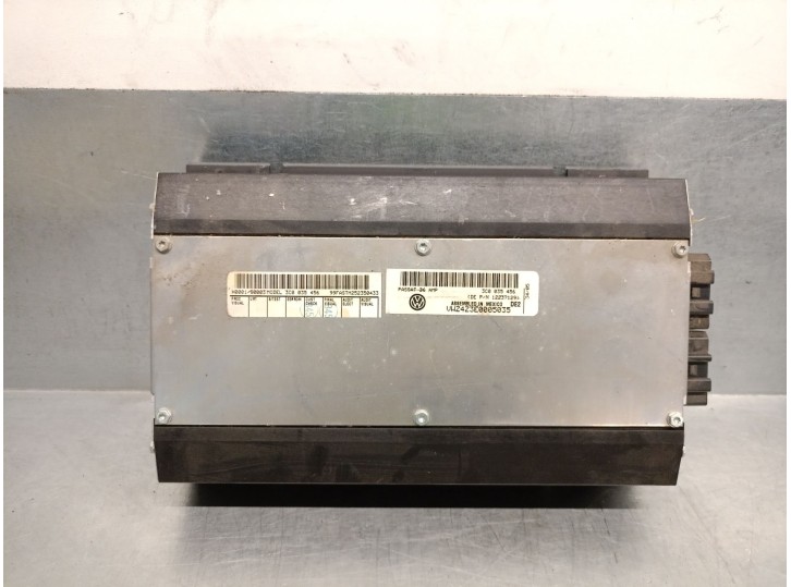 Replacement amplifier for Volkswagen Passat Saloon (3C2) 2.0 TDI OEM IAM reference 3C0035456 3C0035456 