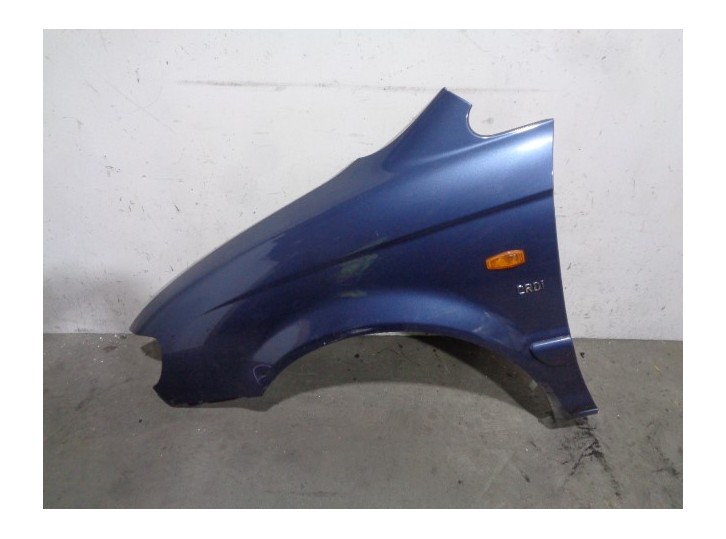 Recambio de aleta delantera izquierda para hyundai trajet (fo) 2.0 crdi gls referencia OEM IAM 663113A210 NEGRA 5 PUERTAS