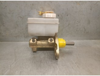 Recambio de bomba freno para land rover defender (ld) 2.5 tdi referencia OEM IAM SJC100420 SJC100420 