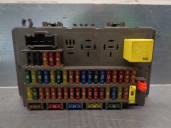 Recambio de caja reles / fusibles para mg serie 75 (rj) 2.0 v6 24v cat referencia OEM IAM YQE103138 