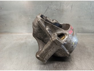 Recambio de soporte motor derecho para audi a5 sportback (8t) 2.0 16v tdi referencia OEM IAM 8R0199381 