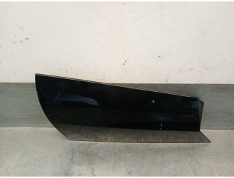 Recambio de molduras traseras para land rover discovery sport (l550) 2.0 d 4x4 referencia OEM IAM FK7229148AC LR061128 