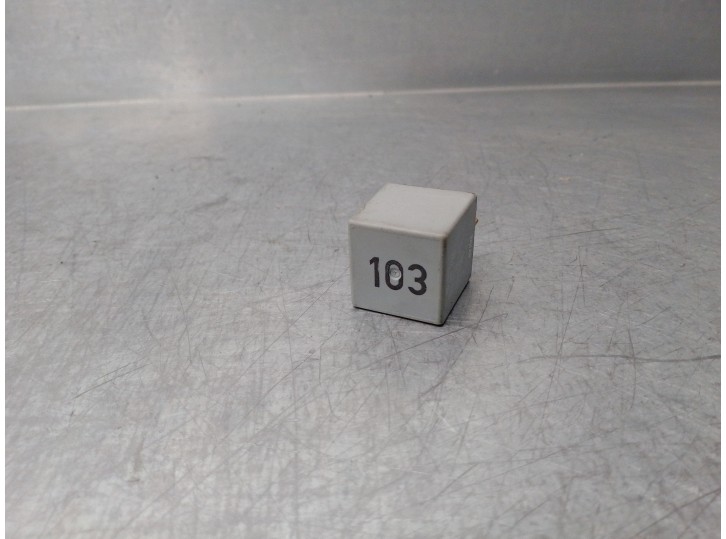 Recambio de rele para volkswagen golf iv berlina (1j1) 1.9 tdi referencia OEM IAM 357911253 RELE 103 