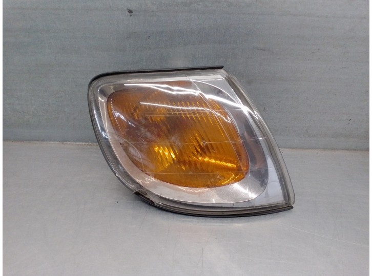 Recambio de piloto delantero derecho para hyundai trajet (fo) 2.0 crdi gls referencia OEM IAM 923023A0  