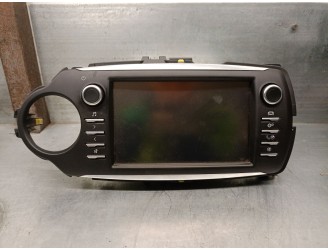 Recambio de pantalla multifuncion para toyota yaris (_p13_) 1.5 hybrid (nhp130_) referencia OEM IAM 861400D320 861400D320 139000