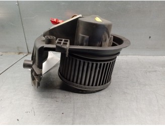 Recambio de motor calefaccion para volkswagen golf iii berlina (1h1) 1.9 tdi referencia OEM IAM 1H1820021 833658D VALEO