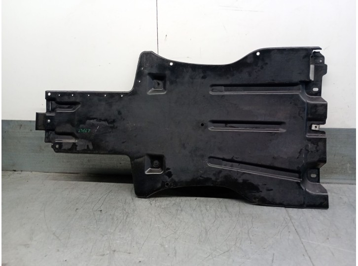 Recambio de cubrecarter para audi q7 (4lb) 3.0 tdi quattro referencia OEM IAM 7L8825231  