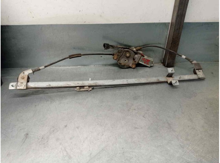 Replacement right front window regulator for Fiat Ducato open cab, double cab. (from 03.02) 2.3 JTD CAT OEM IAM reference 