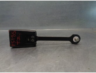 ENGANCHE CINTURON TRASERO IZQUIERDO 33026105 TRAS IZ.