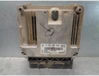 Recambio de centralita motor uce para opel corsa d 1.3 16v cdti referencia OEM IAM 55580830 0281017960 BOSCH