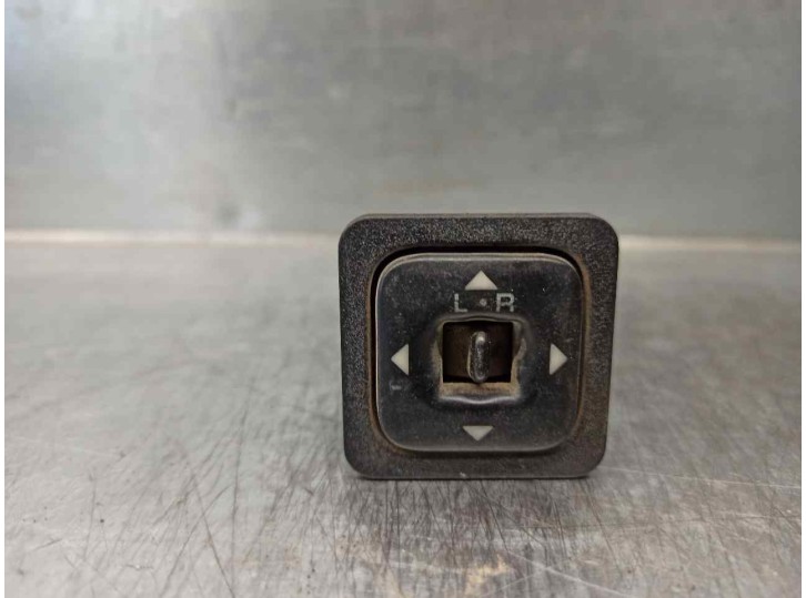 Replacement mirror control switch for Opel Monterey LTD OEM IAM reference 8970340392 
