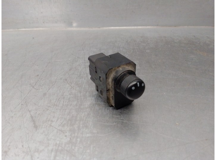 Recambio de mando retrovisor para suzuki grand vitara jb (jt) 1.9 ddis turbodiesel referencia OEM IAM 62J002346T  