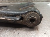 Recambio de brazo suspension inferior delantero derecho para volkswagen passat berlina (312) 1.8 referencia OEM IAM 357407158 